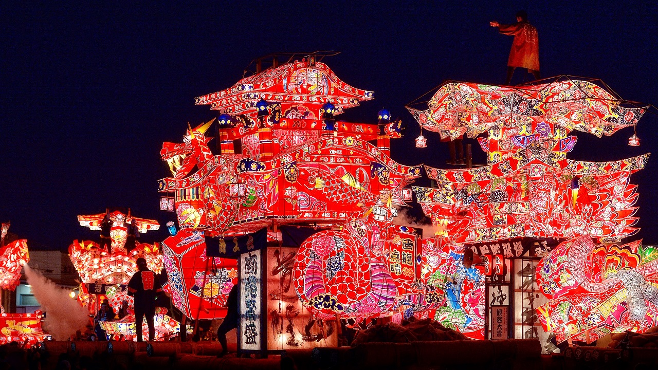 祭りの様子