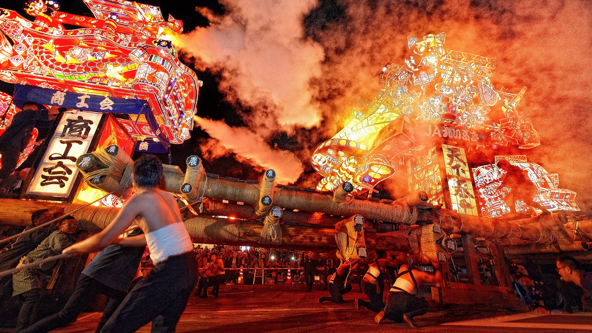 祭りの様子